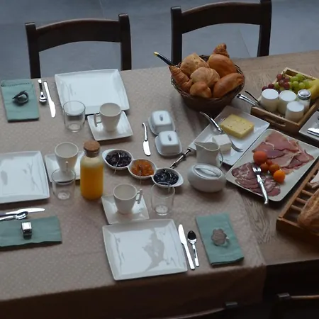 Le Temps D'une Fugue Bed & Breakfast *